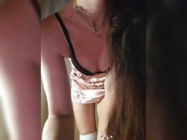 SexyQueen333 live cam on BongaCams