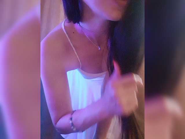 SexyQueen333 live cam on BongaCams
