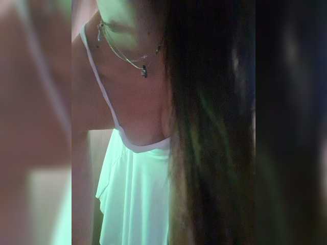 SexyQueen333 live cam on BongaCams