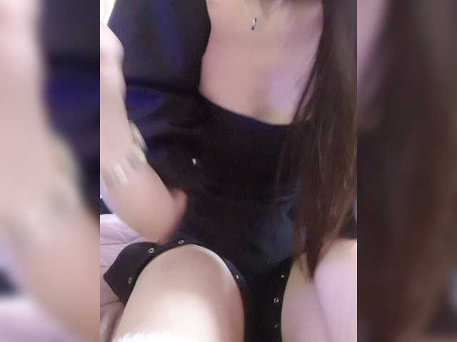 SexyQueen333's BongaCams show and profile