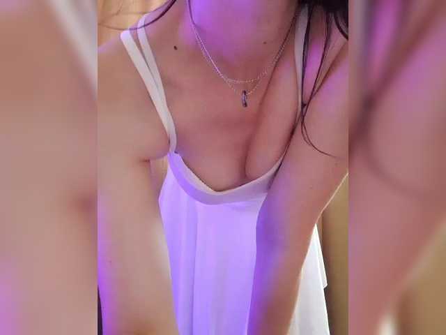 SexyQueen333 live cam on BongaCams