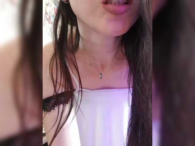 SexyQueen333's BongaCams show and profile