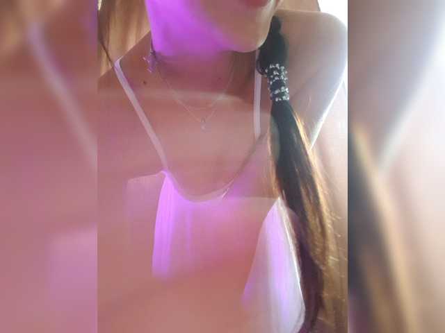 SexyQueen333 live webcam show