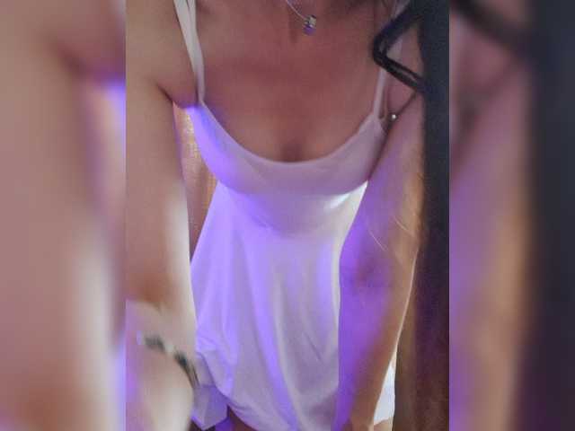 SexyQueen333 live cam on BongaCams
