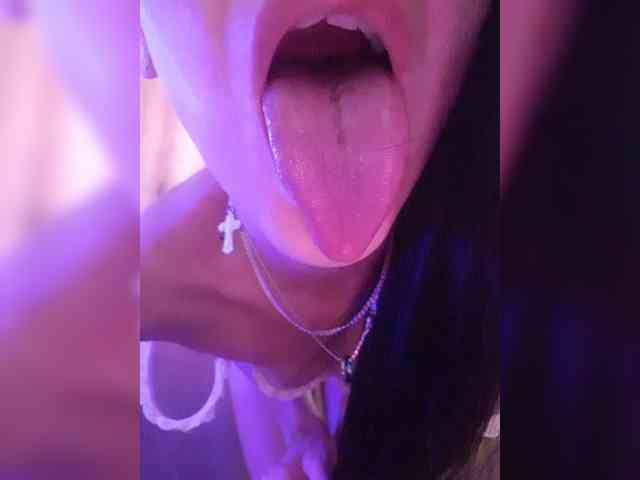 SexyQueen333 Sex Cam Show