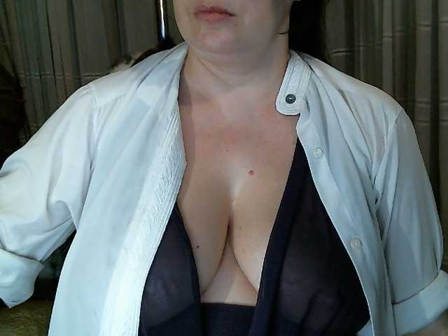 lina2111 live sex show