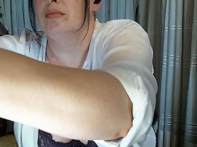 LINA2111 live webcam show