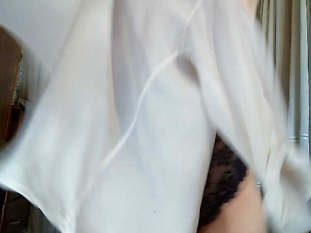 LINA2111 live cam on BongaCams