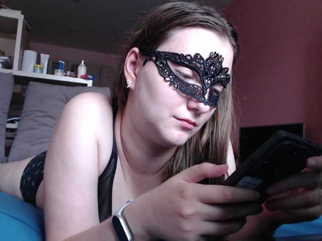 Urania33 live cam on BongaCams