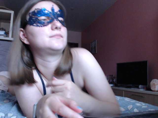 Urania33 live cam on BongaCams