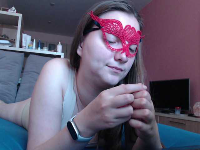 Urania33 live cam on BongaCams