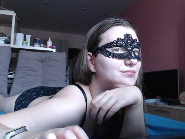 Urania33 live cam on BongaCams