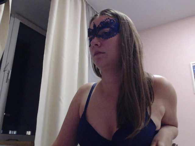 Urania33 live cam on BongaCams
