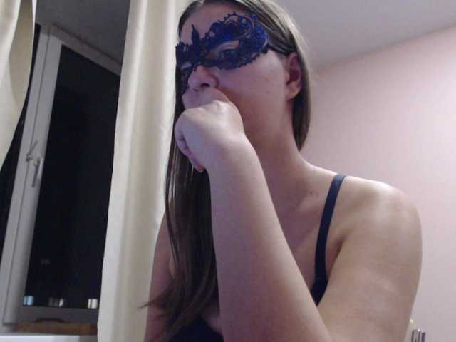 Urania33 live cam on BongaCams