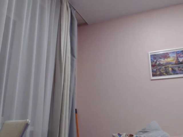 Urania33 live cam on BongaCams