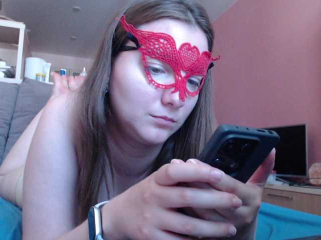 Urania33 live cam on BongaCams