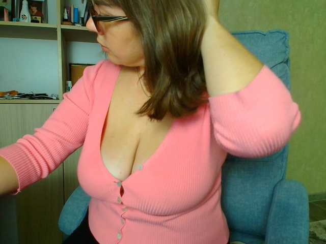 rosewind8 live cam on BongaCams