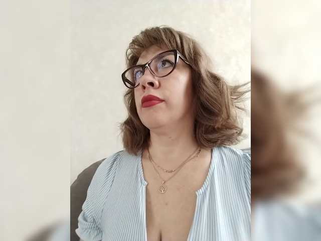 _Brionia_ live cam on BongaCams