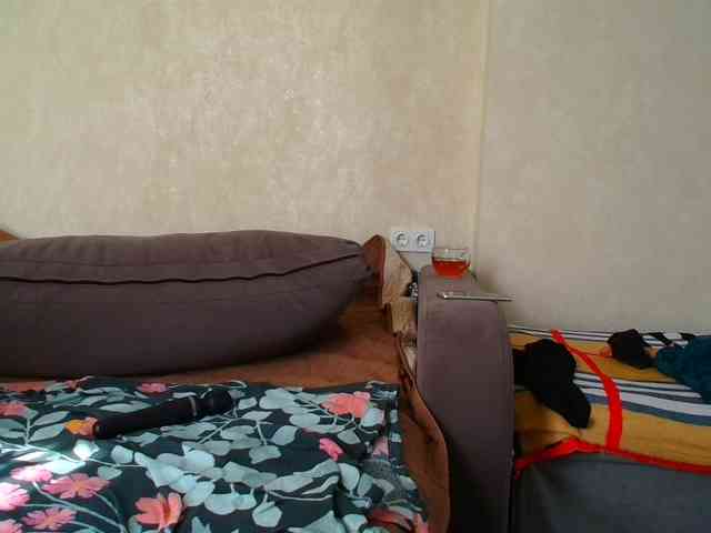 _Brionia_ webcam