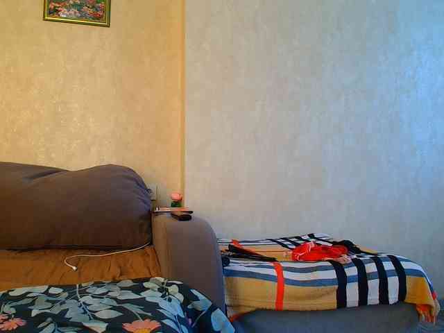 _Brionia_ webcam