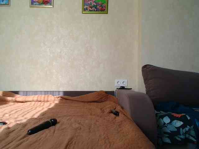 _Brionia_ webcam