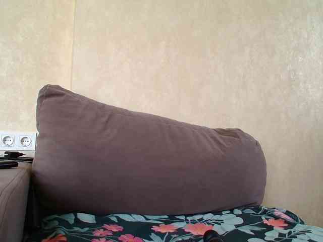 _Brionia_ webcam