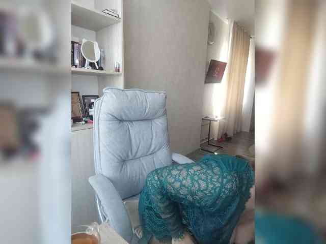 _Brionia_ webcam