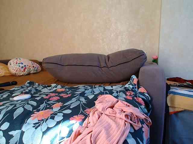 _Brionia_ webcam