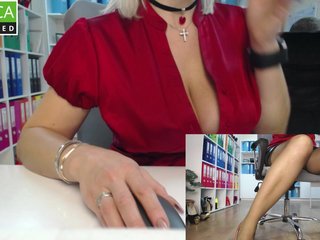 passionate_blonde