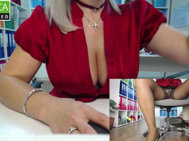 passionate_blonde