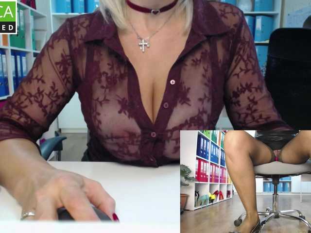 passionate_blonde