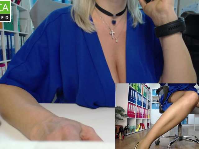 passionate_blonde