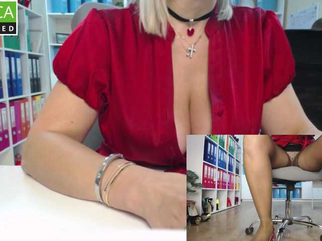 passionate_blonde