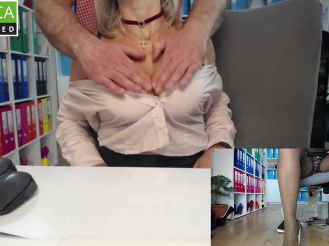 legsoffice live sex show