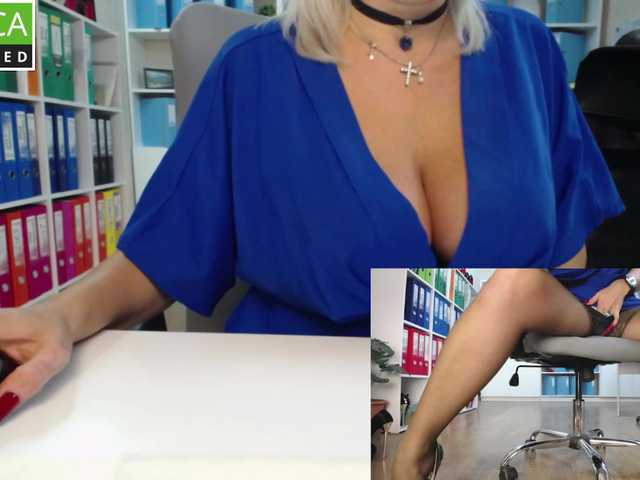 passionate_blonde