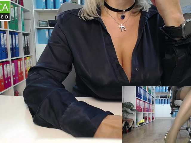 passionate_blonde