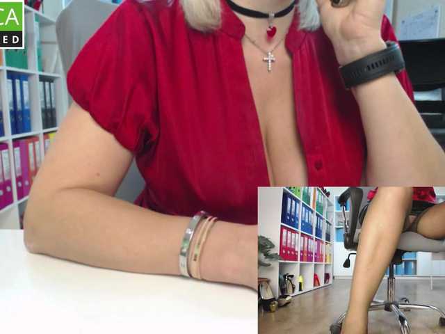 passionate_blonde