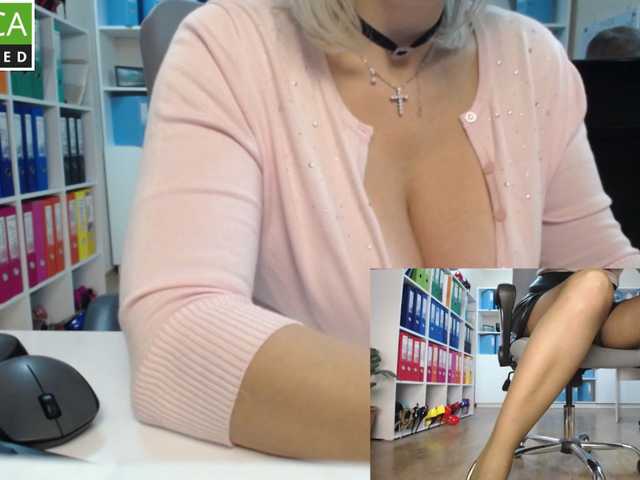 passionate_blonde