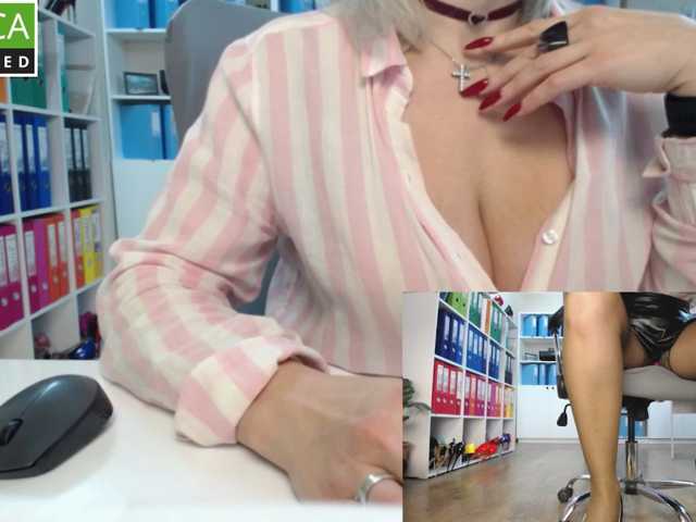 passionate_blonde