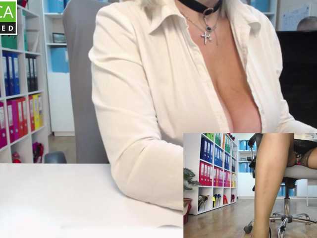 passionate_blonde