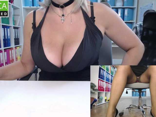legsoffice live cam on BongaCams