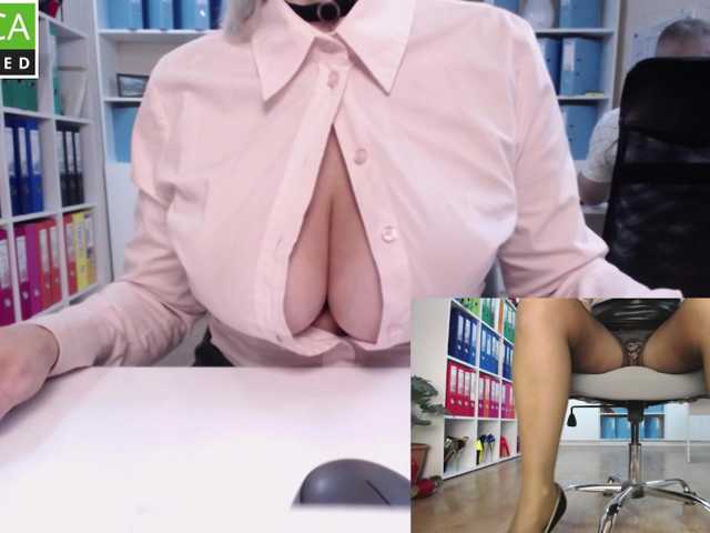 passionate_blonde