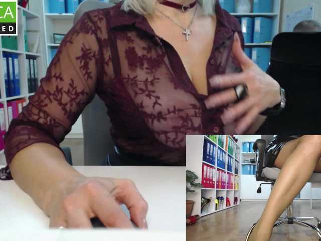 passionate_blonde