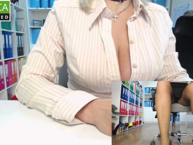 legsoffice live cam on BongaCams