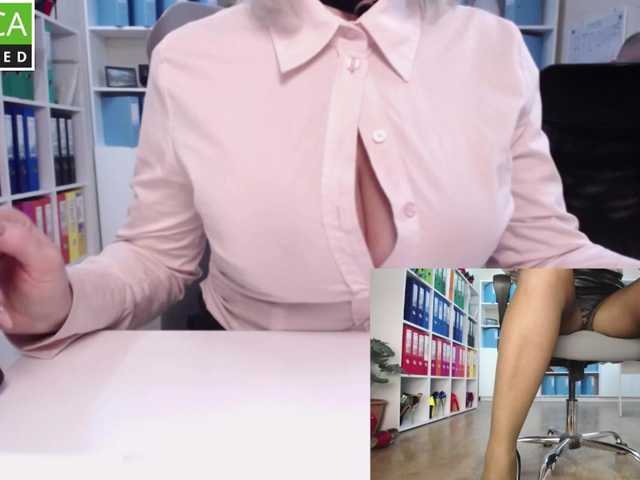passionate_blonde