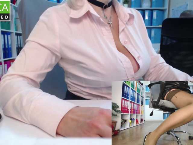 passionate_blonde