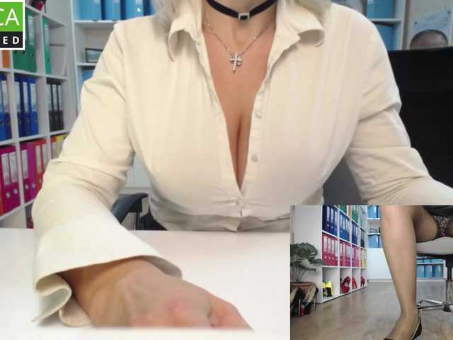 legsoffice live sex show