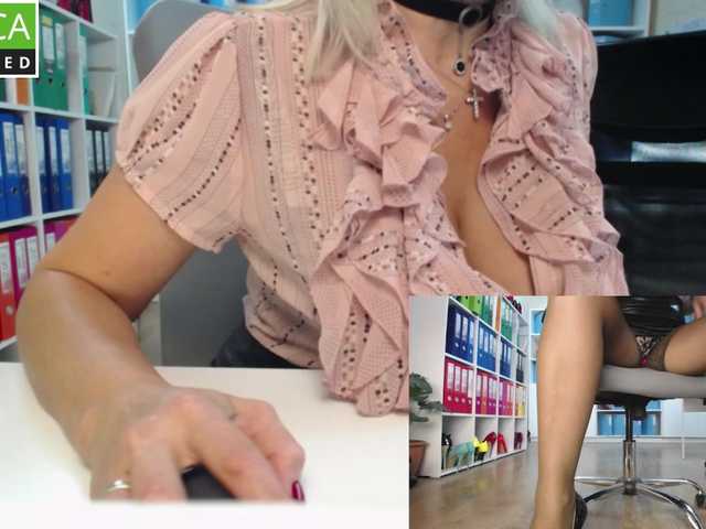 passionate_blonde
