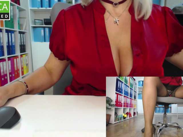 passionate_blonde