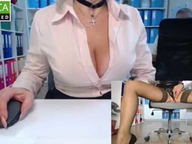 passionate_blonde